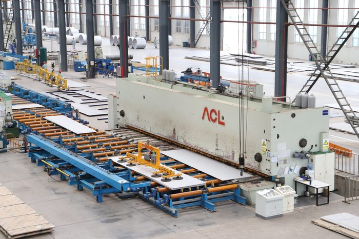Metal fabrication machinery